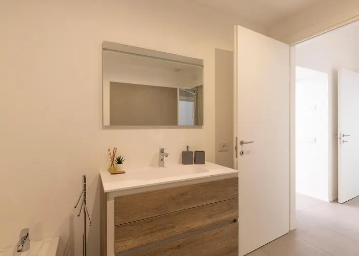 Apartamento Mc House Con Posto Auto Como